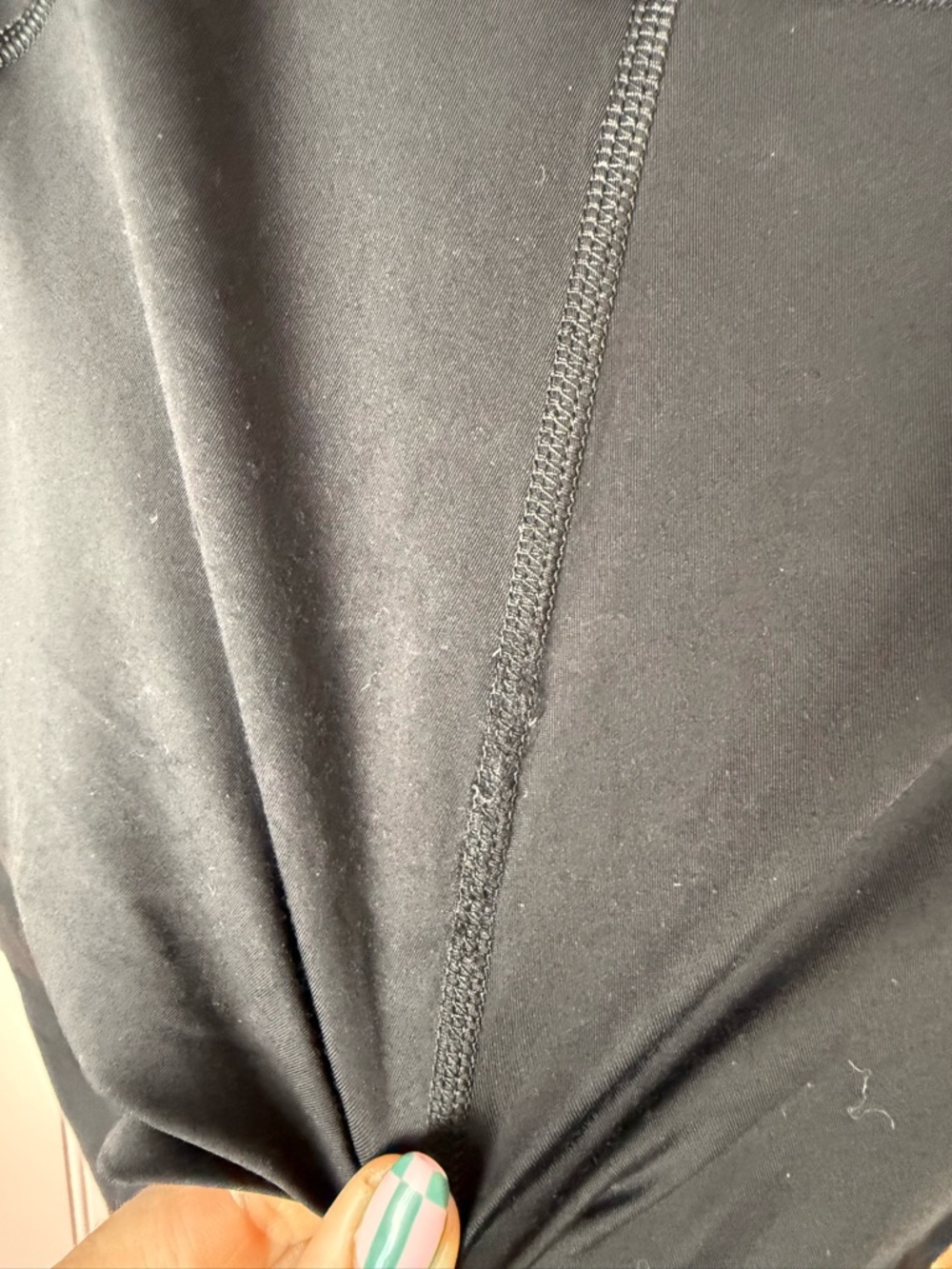 Lululemon fast and free crop- black size 4 - Picture 4 of 5